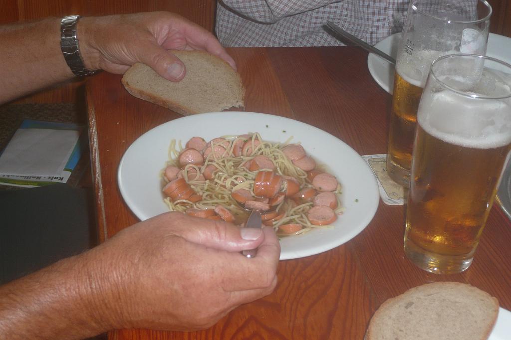 SVL_2008_08_0800_P1030757.JPG - KRAFTFUTTER
