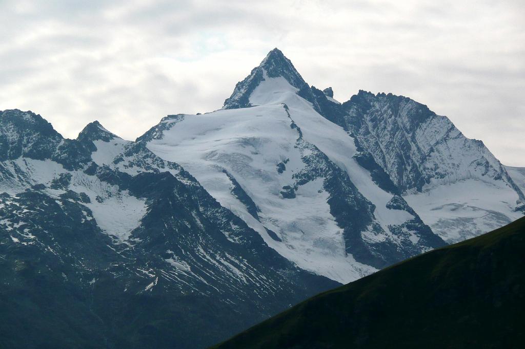 SVL_2008_08_1020_P1030864.JPG - von dort gab es einen herrlichen Blick zum Großglockner
